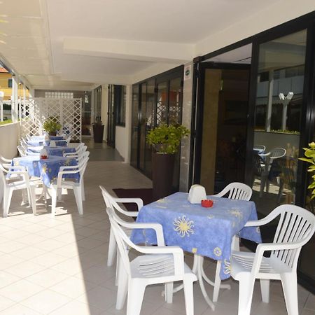 Hotel Karin Marebello Ngoại thất bức ảnh